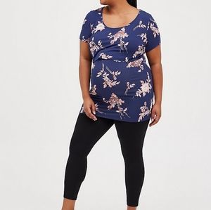 Torrid plus floral maternity scoop neck nursing top, 1X, blue